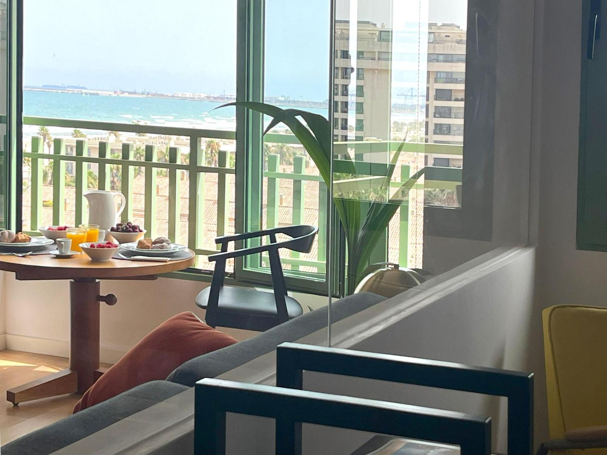 Stylish Well-Connected Beachfront Flat Valência Exterior foto