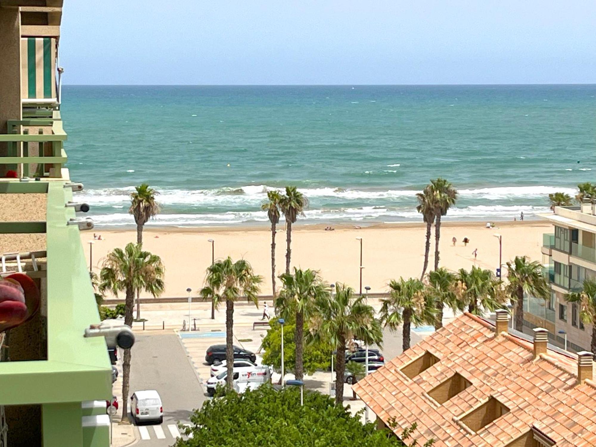 Stylish Well-Connected Beachfront Flat Valência Exterior foto